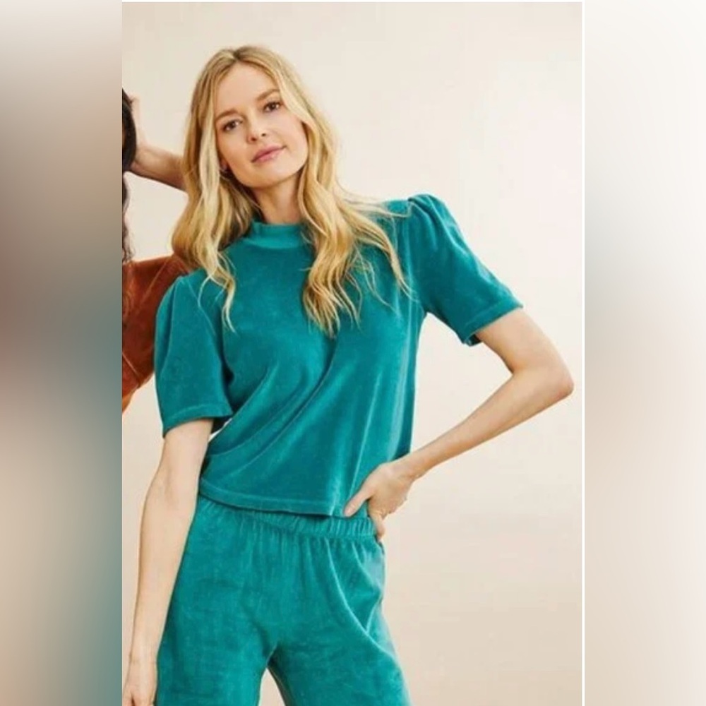 Suzie Kondi Spruce Puff Shoulder Top Size Large Green Velour Mock Neck Fall